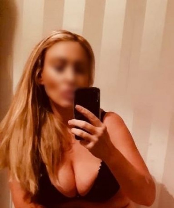 escorts Canterbury: I WILL AMUSE YOU I FUCK VERY RICH, LOVELY WITH RICH PUSSY WEEKEND