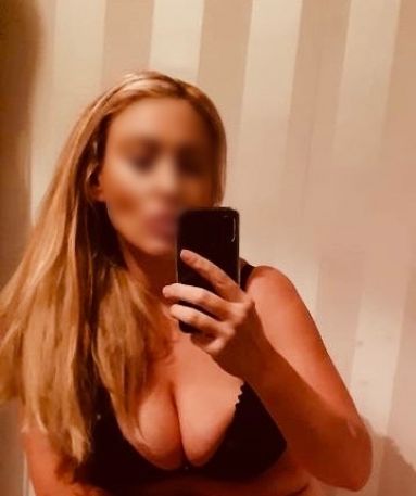 escorts Canterbury: DO WE FUCK? I’M SUGAR DADDY, VERY SPICY WITH RICH TITS FOR THIS MONTH